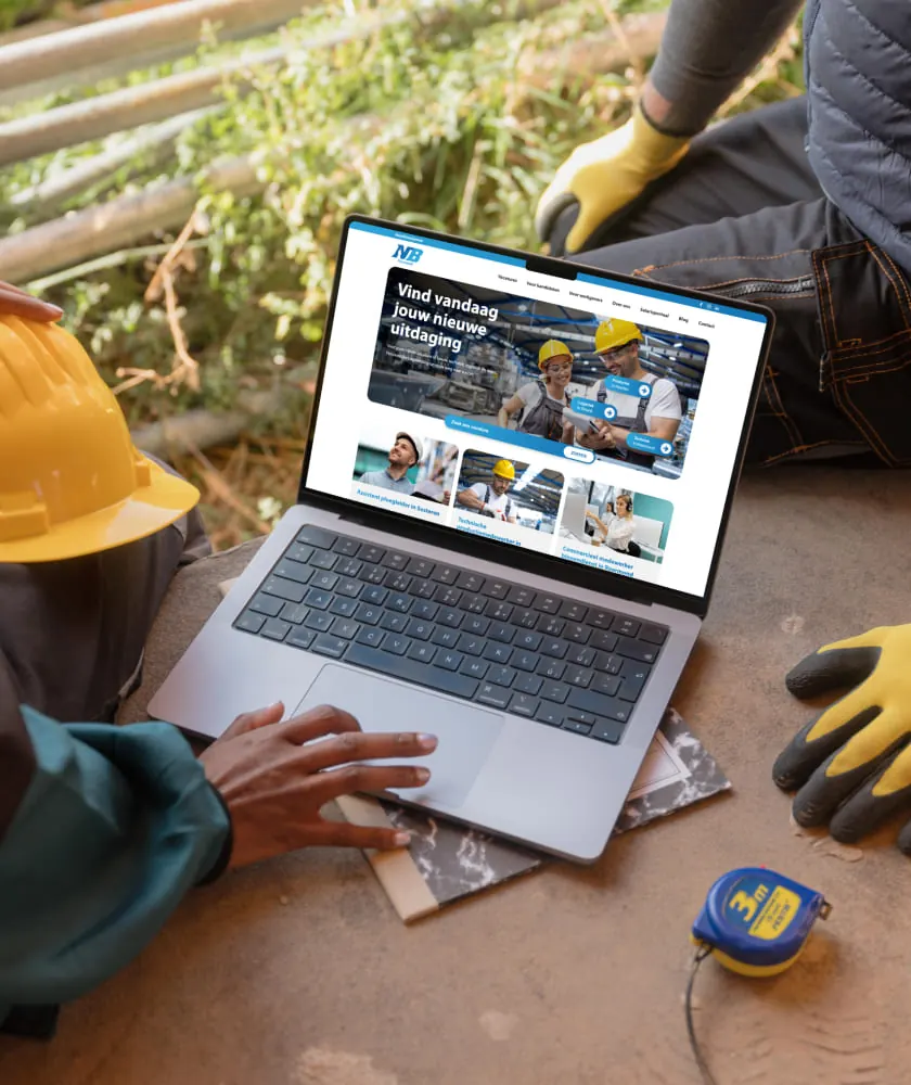 Website van NB Personeel op een laptop